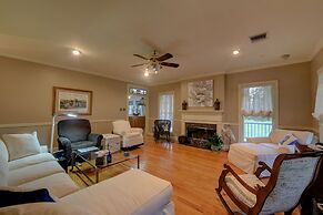 A Chateau on the Bayou Bed & Breakfast