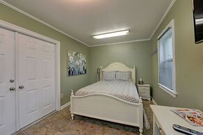 A Chateau on the Bayou Bed & Breakfast