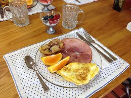 A Chateau on the Bayou Bed & Breakfast