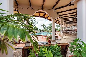 Goood Resort