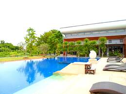 Naraya Riverside Resort