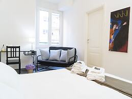 Salotto Piramide B&B