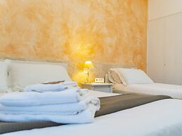 Salotto Piramide B&B
