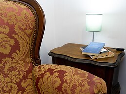 Salotto Piramide B&B