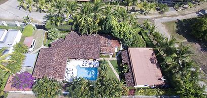 Villa Botero By Casa Mojito B&B