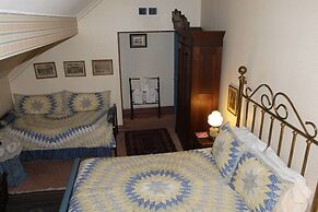 Corners Mansion Inn - A Bed & Breakfast
