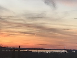 Corners Mansion Inn - A Bed & Breakfast