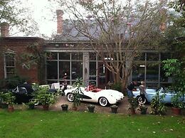 Corners Mansion Inn - A Bed & Breakfast