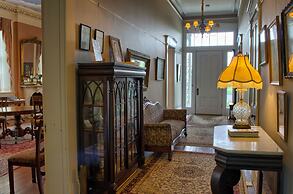 Corners Mansion Inn - A Bed & Breakfast