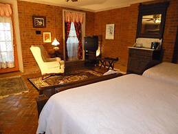 Corners Mansion Inn - A Bed & Breakfast