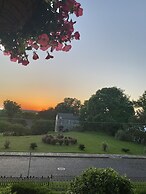 Corners Mansion Inn - A Bed & Breakfast