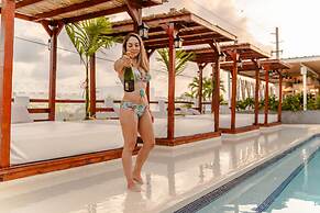 Parguera Plaza Hotel - Adults Only