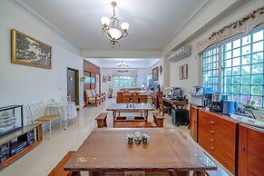 Evergreen Garden Home