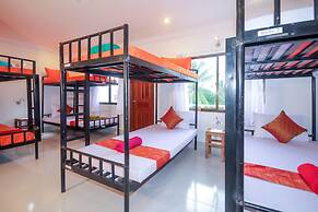 Blossoming Romduol Boutique - Hostel