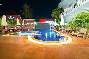 Blossoming Romduol Boutique - Hostel