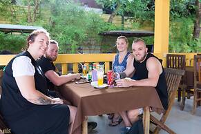 Blossoming Romduol Boutique - Hostel