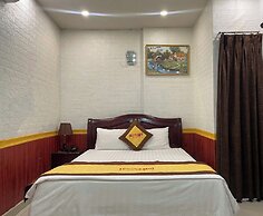 Huong Mai 2 Hotel