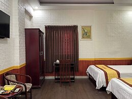 Huong Mai 2 Hotel