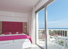 Marlita Beach Hotel Apartments