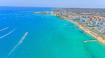 Marlita Beach Hotel Apartments