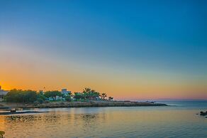 Marlita Beach Hotel Apartments