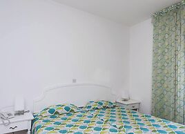 Marlita Beach Hotel Apartments