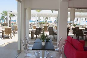 Marlita Beach Hotel Apartments