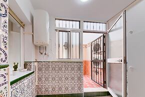 Holidays2Malaga Train Station Area Apartments