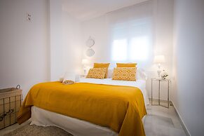 Holidays2Malaga Train Station Area Apartments