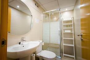 Holidays2Malaga Train Station Area Apartments