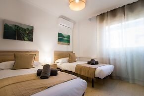 Holidays2Malaga Train Station Area Apartments