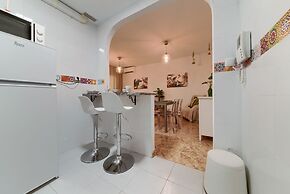 Holidays2Malaga Train Station Area Apartments