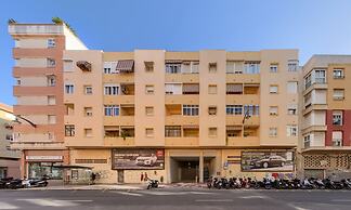Holidays2Malaga Train Station Area Apartments