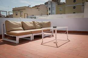 Holidays2Malaga Train Station Area Apartments