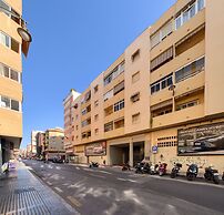 Holidays2Malaga Train Station Area Apartments