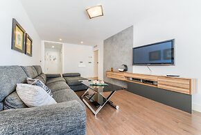 Holidays2Malaga Train Station Area Apartments