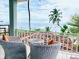 Thaproban Beach House