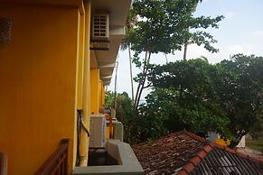 Thaproban Beach House