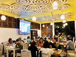 Thaproban Beach House