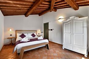 Porsenna Resort