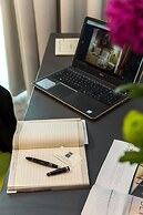 Earth and People Hotel & Spa