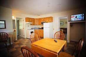 Silverwood Inn & Suites