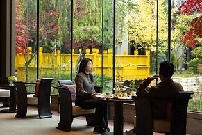 Shangri-La Resort, Shangri-La