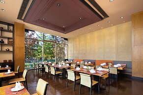 Shangri-La Resort, Shangri-La