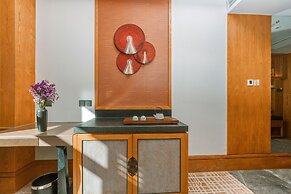 Shangri-La Resort, Shangri-La