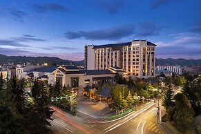 Shangri-La Resort, Shangri-La