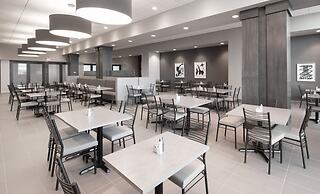 Embassy Suites by Hilton Kansas City Olathe