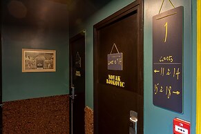 Hotel Olympic Paris Boulogne by Patrick Hayat