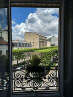 Hotel Olympic Paris Boulogne by Patrick Hayat