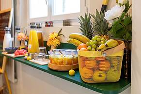 Hotel Olympic Paris Boulogne by Patrick Hayat